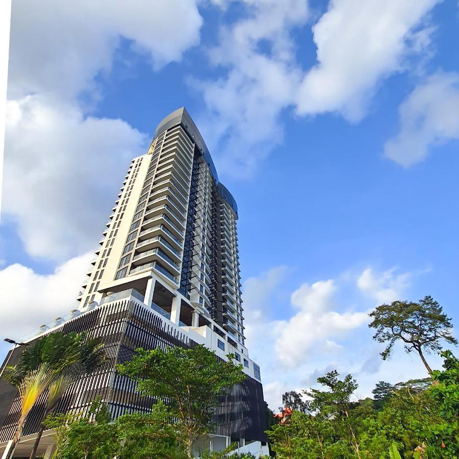 Ramada Suites By Wyndham The Straits Τζόχορ Μπάχρου Εξωτερικό φωτογραφία