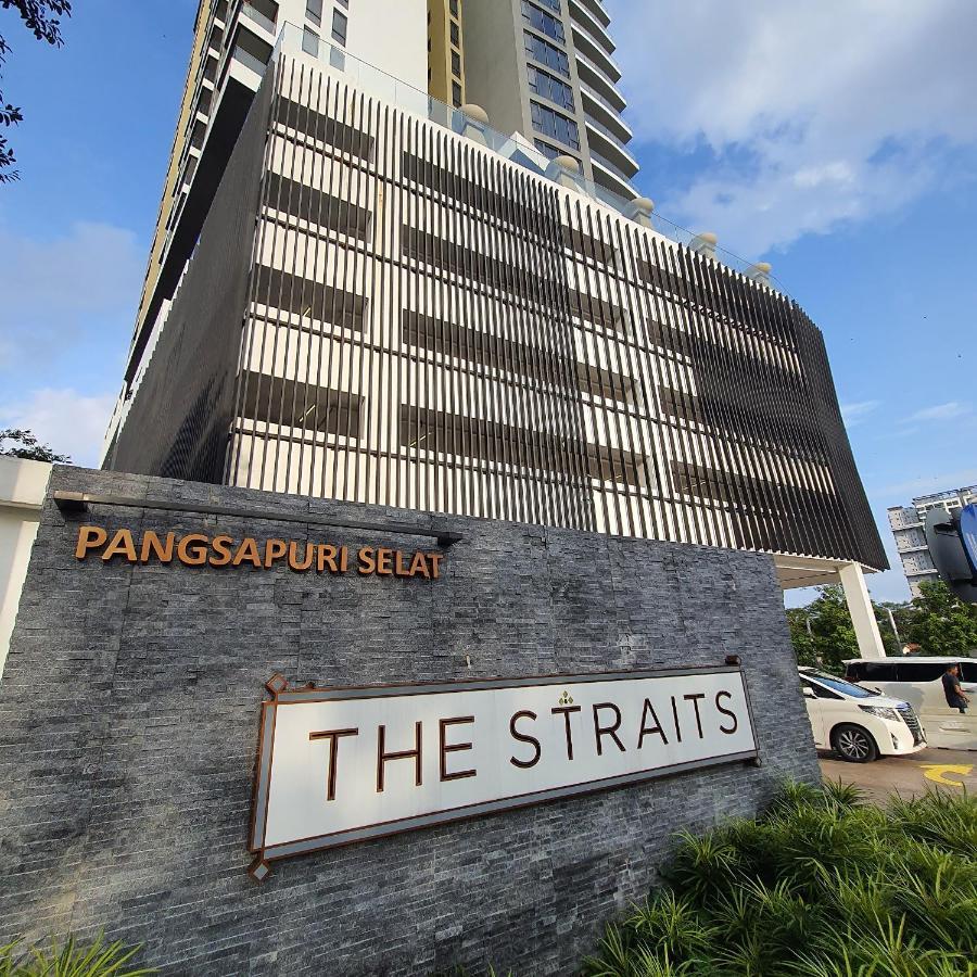 Ramada Suites By Wyndham The Straits Τζόχορ Μπάχρου Εξωτερικό φωτογραφία