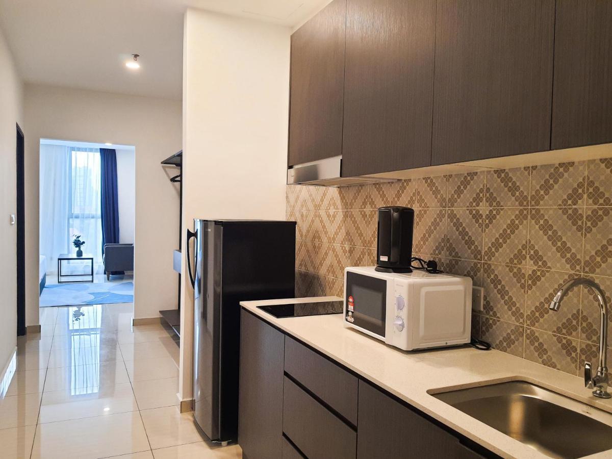 Ramada Suites By Wyndham The Straits Τζόχορ Μπάχρου Εξωτερικό φωτογραφία