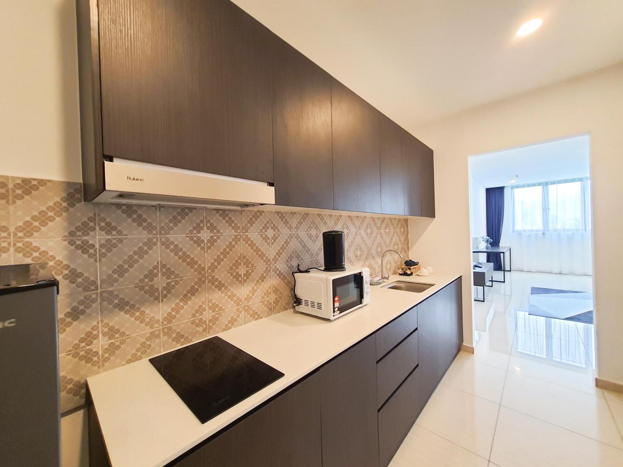 Ramada Suites By Wyndham The Straits Τζόχορ Μπάχρου Εξωτερικό φωτογραφία